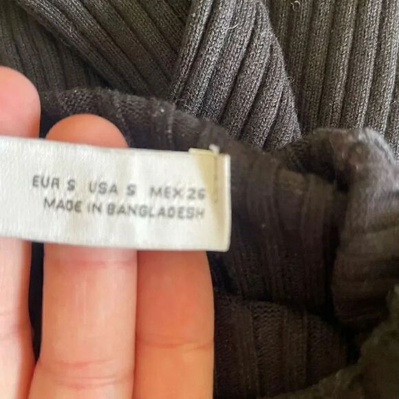 ZARA Black Viscose Mock Neck Knit Ribbed Cropped Long Sleeves Sweater SZ S #1672 - Picture 8 of 10
